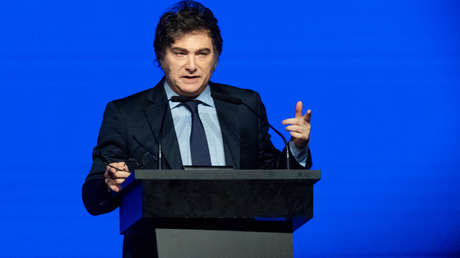 Milei promete "más motosierra" para el futuro y "3.200 reformas estructurales más"