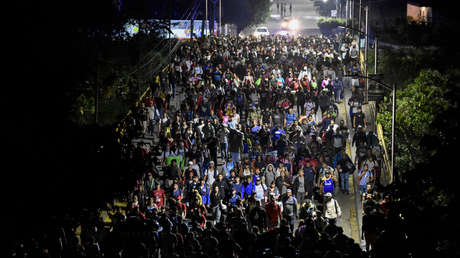 Así se ve la primera caravana migrante de 2025 que viaja de México a EE.UU. (VIDEOS)