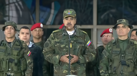Maduro: "Si quieres la paz, prepárate para defenderla"