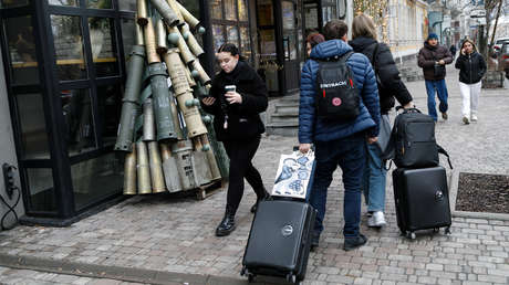 Uno de cada cuatro hombres está dispuesto a abandonar Ucrania para siempre