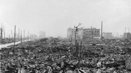 Japón invita a Trump a "escuchar en persona" a los supervivientes del ataque nuclear de EE.UU.