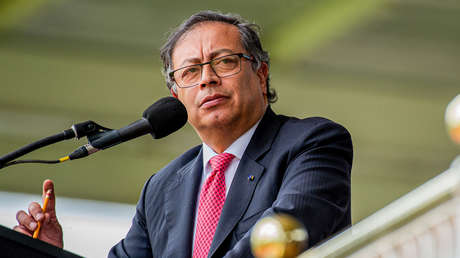 Petro pide a sus connacionales irregulares en EE.UU. "retornar a Colombia lo más pronto posible"