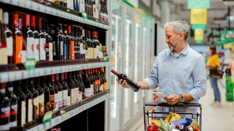 Provincia canadiense 'se venga' de EE.UU. con medidas contra el alcohol de estados pro-Trump