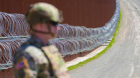 Trump ordena a las agencias de satélites espía que vigilen la frontera con México