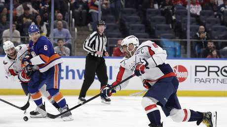 VIDEO: Así fue el histórico gol del ruso Alexánder Ovechkin, que lo colocó en lo más alto de la NHL