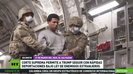 Jueces autorizan que Trump dé uso a una antigua ley para deportar a 'enemigos' en tiempos de guerra