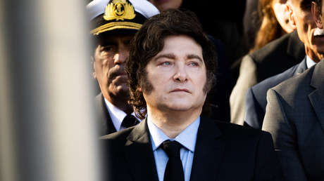 "No existe más el dólar oficial": las definiciones de Milei en un día de incertidumbre financiera