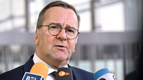 Ministro de Defensa alemán equipara el plan de paz de Trump con la capitulación de Ucrania