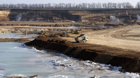 Medvédev: "Ucrania pagará la ayuda de EE.UU. con la riqueza nacional de un país que desaparece"