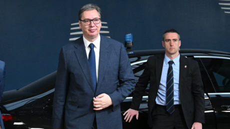 El presidente de Serbia es hospitalizado