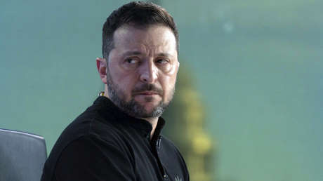 Medvédev: "De haber una provocación ucraniana en el Día de la Victoria nadie garantiza que Kiev llegue al 10 de mayo"