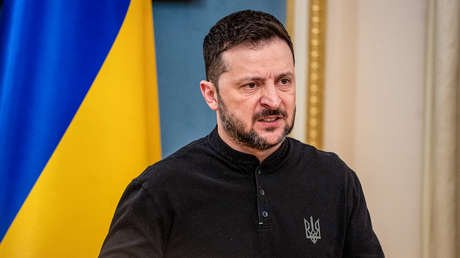 Zajárova: "Zelenski está dispuesto a ahogar a Ucrania en sangre"