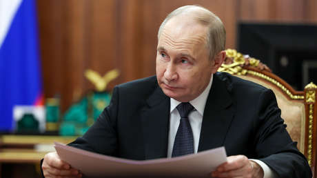 Kremlin: La iniciativa de Putin sobre la tregua durante las celebraciones del Día de la Victoria sigue en vigor