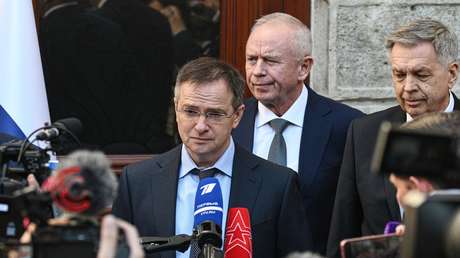 Rusia quiere alcanzar una paz duradera en Ucrania, dice el jefe de la delegación de Moscú