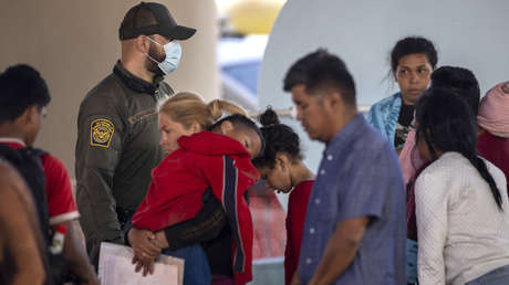 EE.UU. evalúa lanzar un 'reality show' donde inmigrantes compitan por la ciudadanía