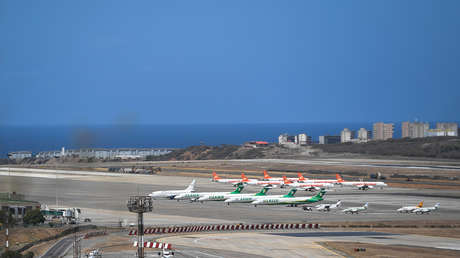 Venezuela suspende todos los vuelos provenientes de Colombia