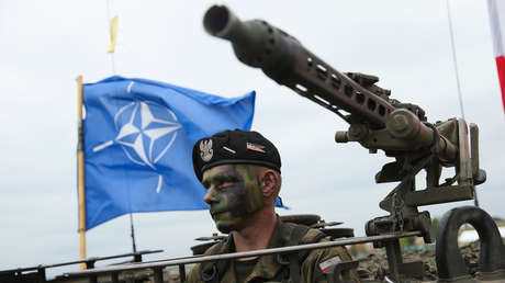 España defiende en EE.UU. el "enorme esfuerzo" que supone el 2 % en Defensa y Marco Rubio pide el 5 %