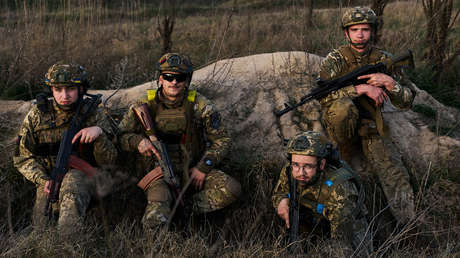 Kiev promete que soldados de 18 años podrían convertirse en Napoleón, Alejandro Magno o Juana de Arco (VIDEO)