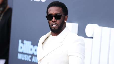 Exasistente personal de P. Diddy lo acusa de manoseos, sexo oral forzado y violación