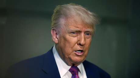 Trump insta a eliminar completamente el techo de deuda y por consenso bipartidista