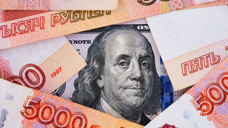 Asesor de Putin hace una reveladora comparación entre la deuda pública de EE.UU. y Rusia