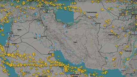 Irán suspende todo el tráfico aéreo sobre el país