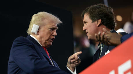 Trump carga contra el "loco" de Tucker Carlson por sus declaraciones sobre Irán