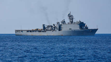 EE.UU. traslada barcos y aviones militares que podrían ser vulnerables a ataques iraníes