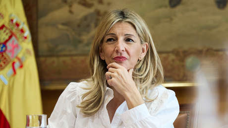 Yolanda Díaz pide "limpieza" del PSOE tras escándalo de corrupción