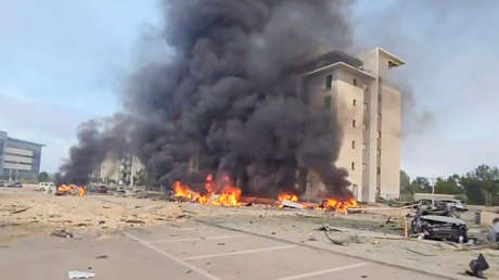 "La complicidad tiene consecuencias": Irán "destruye" una oficina de Microsoft en Israel