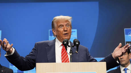 Trump sobre los pilotos que bombardearon Irán: "Volaron peligrosamente 36 horas, sabían que el éxito era legendario"