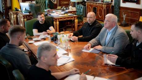 The Economist: El Gobierno ucraniano está sumido en el caos