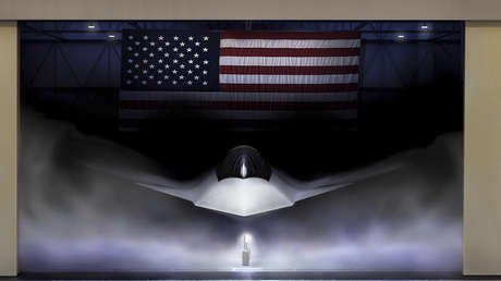 Musk arremete contra el nuevo caza F-47 anunciado por Trump y exige enfocarse en este armamento
