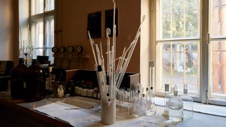 Kiev firma un acuerdo de fabricación de químicos para su defensa en territorio de EE.UU.