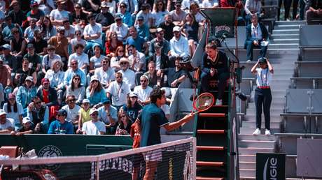 "Te veo afuera a ver si tenés huevos": tenista chileno y su rival argentino se encaran tras un partido