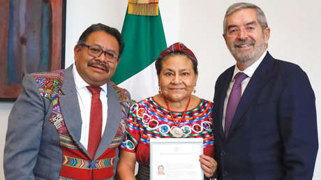 La premio nobel Rigoberta Menchú obtiene la nacionalidad mexicana