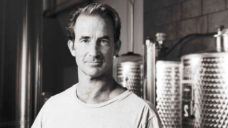 La mujer sorprendida con su amante en un concierto de Coldplay está casada con otro poderoso CEO