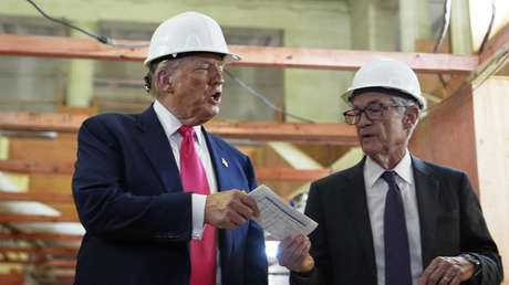 Trump y Jerome Powell protagonizan un tenso momento frente a las cámaras