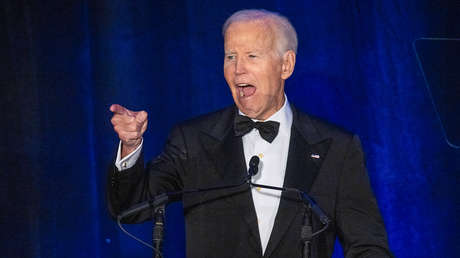 Biden rompe su silencio y arremete contra Trump por "el mayor escándalo político" del país