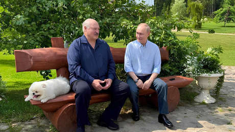 Putin y Lukashenko mantienen una reunión informal en la isla rusa de Valaam