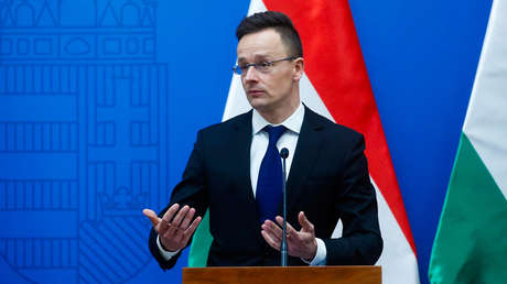 Hungría: Kiev y Bruselas están intentando derrocar los gobiernos de tres países de Europa Central