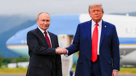 Putin: "Hemos establecido contactos directos muy buenos con Trump"