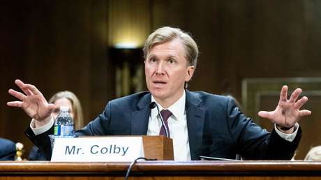 Politico: EE.UU. participará mínimamente en prestar garantías de seguridad a Kiev