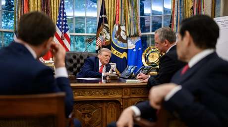 VIDEO: Vance revela detalles del momento en que Trump decidió llamar a Putin