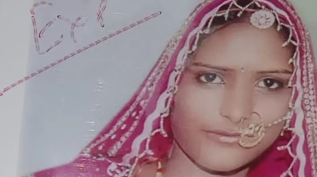 Quema viva a su esposa por tener la piel demasiado oscura