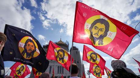40.000 personas participan en una procesión cristiana ortodoxa en Moscú (VIDEOS, FOTOS)