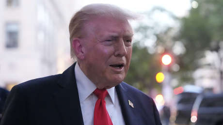 FT: Trump quiere que la UE golpee a India y China con aranceles de 100 %