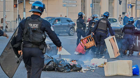 Crisis política en Francia: Choques entre Policía y manifestantes ante el llamado a paralizar el país (VIDEOS)