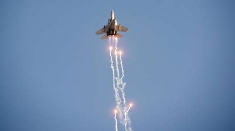 Israel bombardea un puerto en Yemen