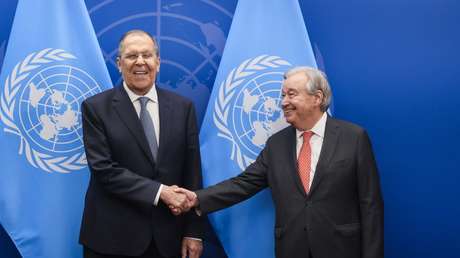 "Esta no es la bandera rusa": La broma de Lavrov al jefe de la ONU